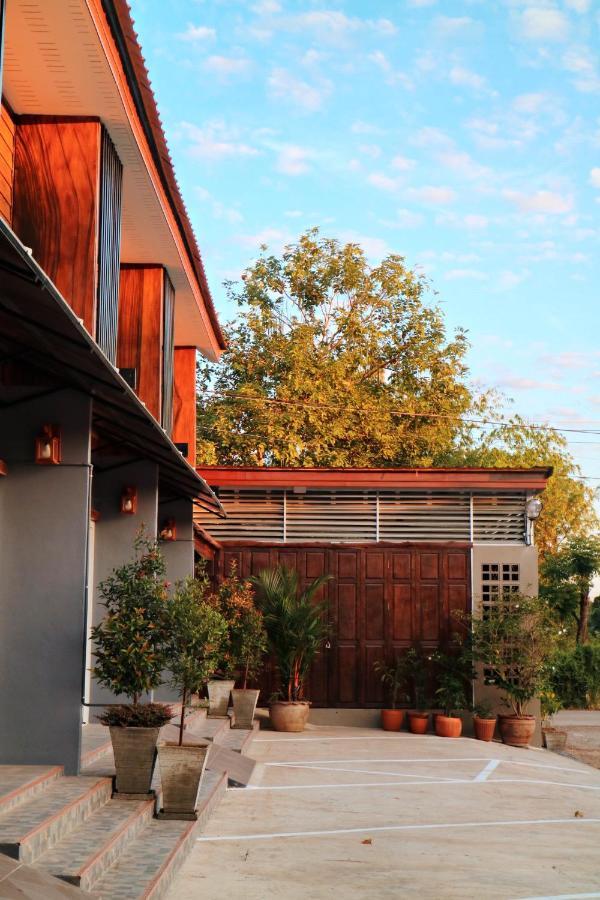 Boutique Family Room פיטסנולוק מראה חיצוני תמונה